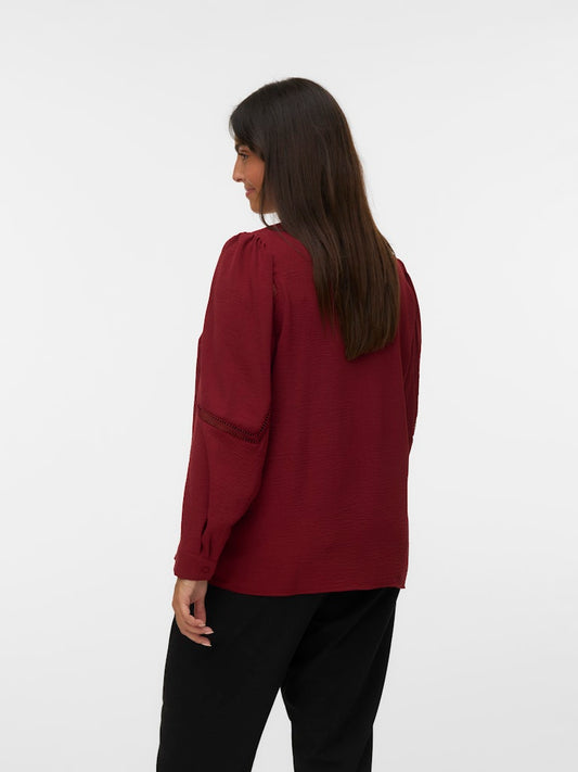 VMCALVA LACE L/S TOP CUR