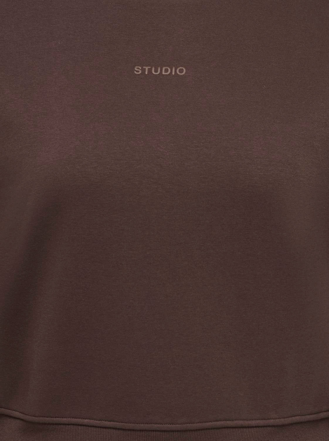 model_shot-detail