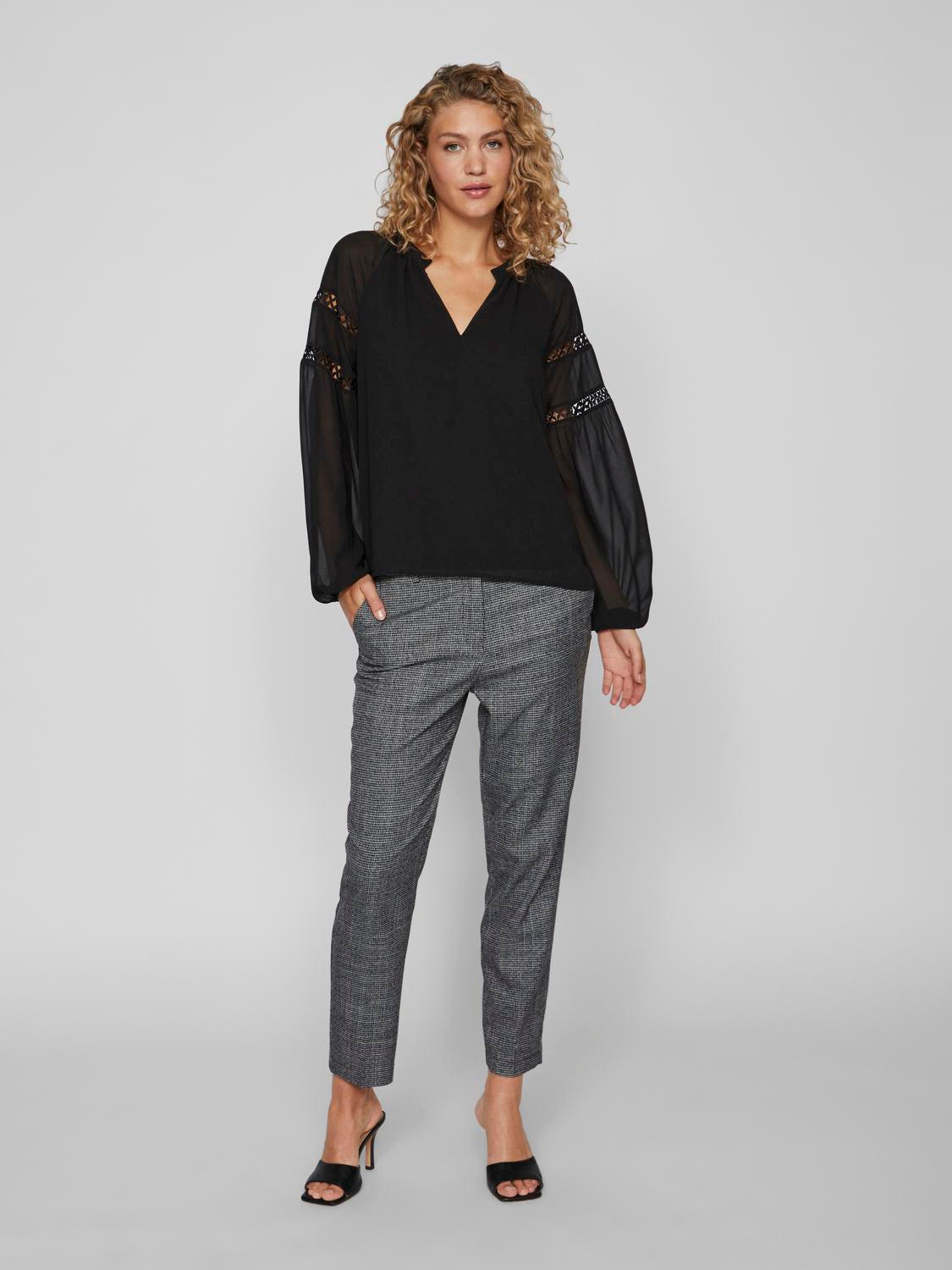 Viura V-Neck L/S Top Tops