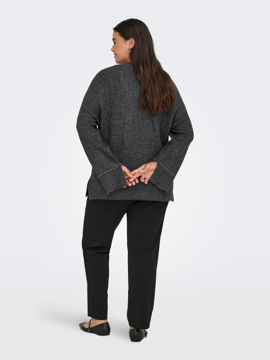 model_shot-back