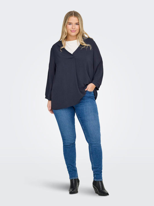 model_shot-front_full