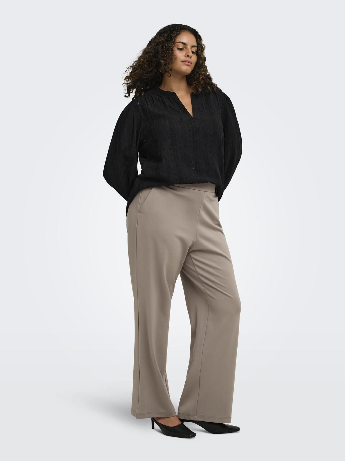 model_shot-front_full
