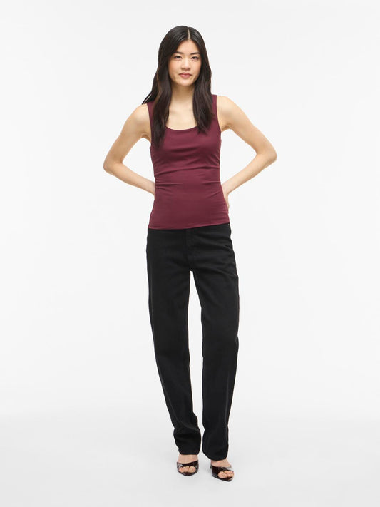 model_shot-front_full
