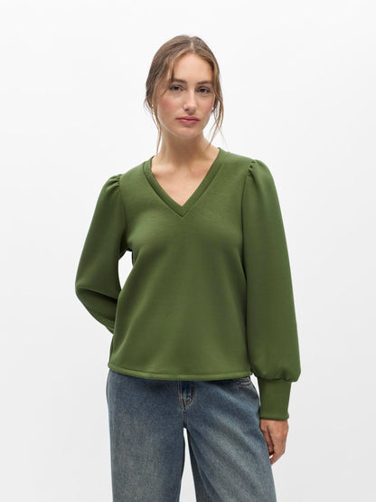 model_shot-front