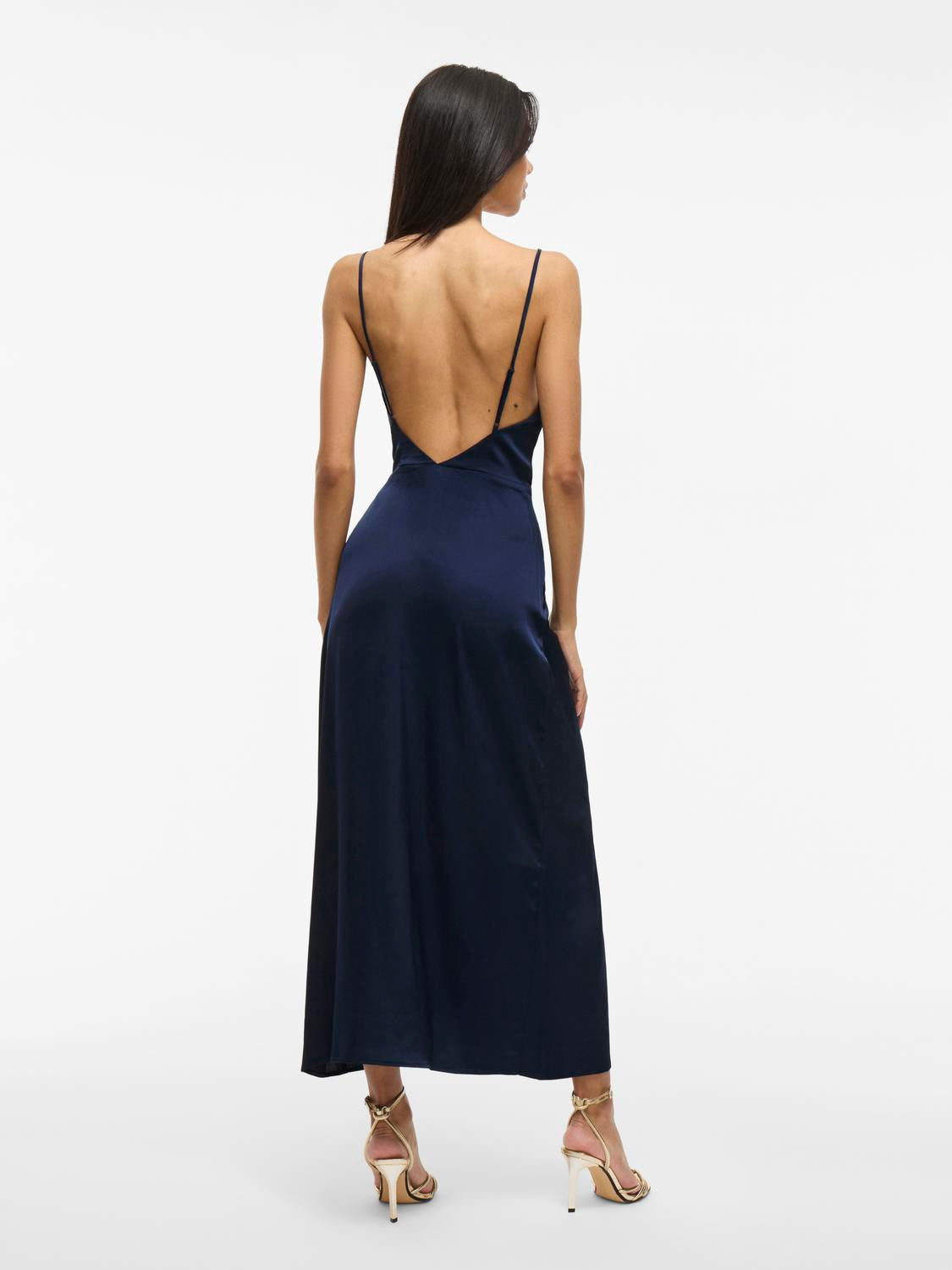 model_shot-back
