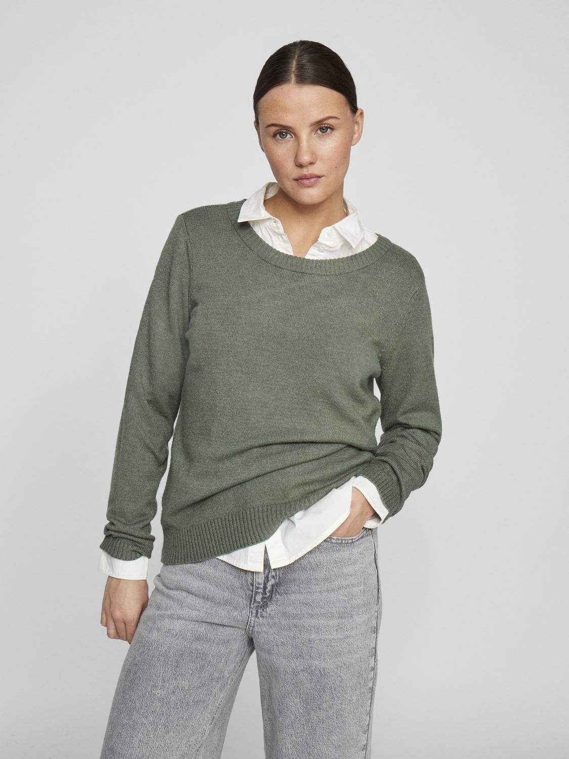 model_shot-front