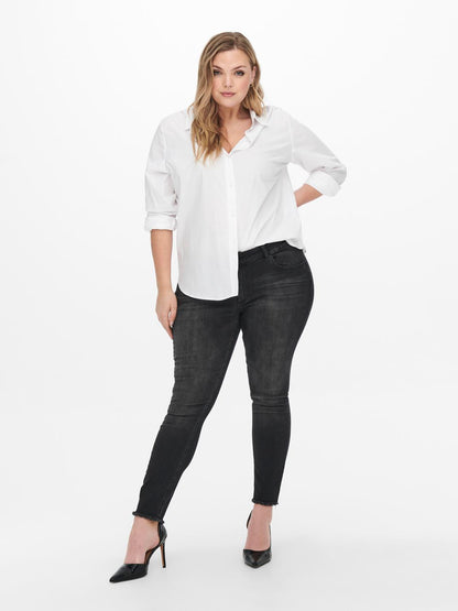 model_shot-front_full