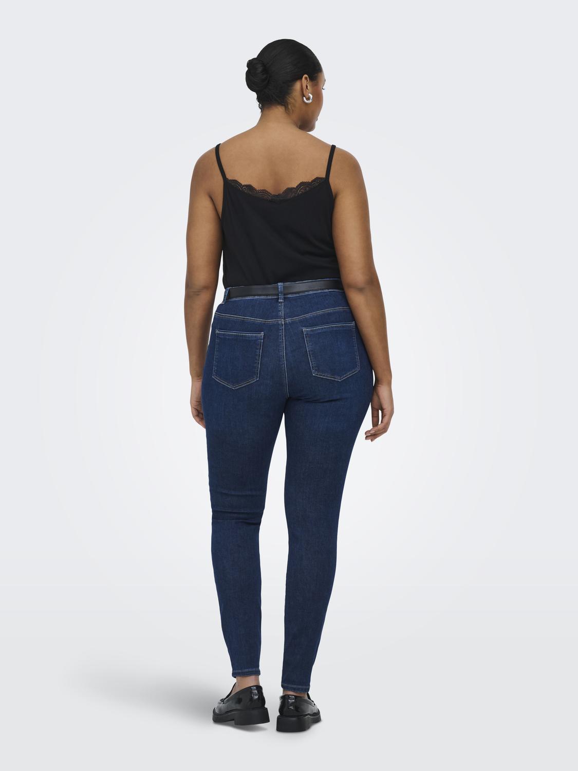 model_shot-back