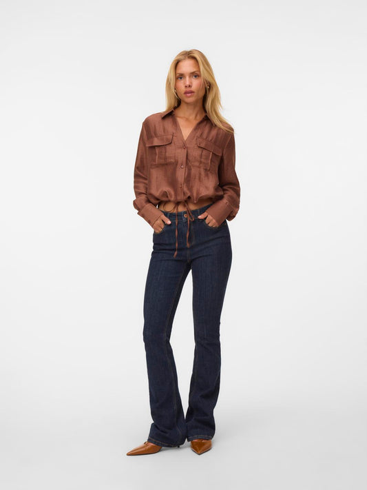 model_shot-front