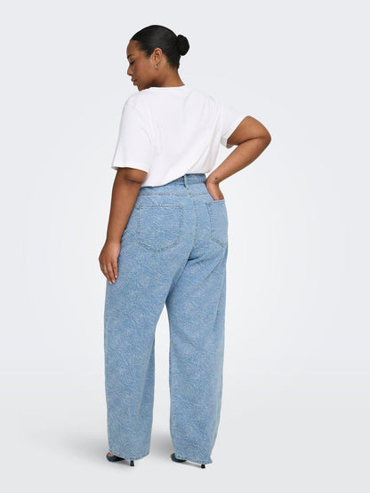 model_shot-back