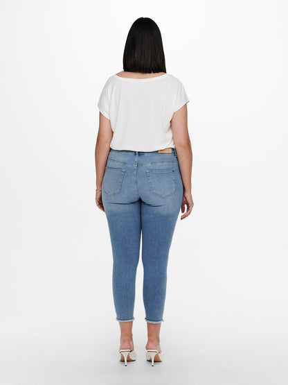 model_shot-back