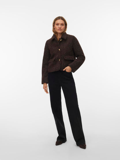 model_shot-front