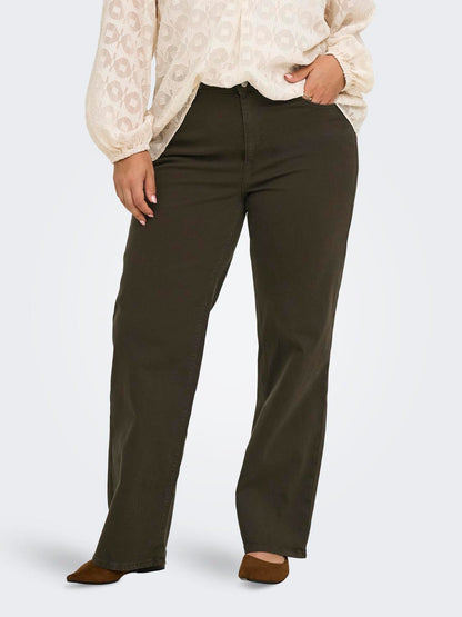model_shot-front
