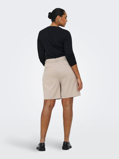 model_shot-back
