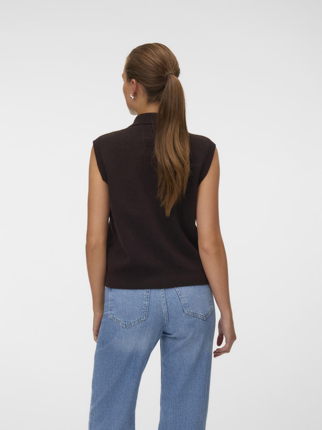 model_shot-back