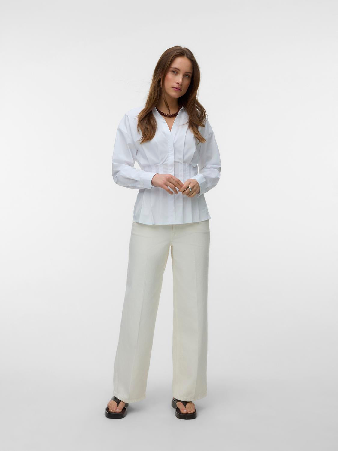 model_shot-front