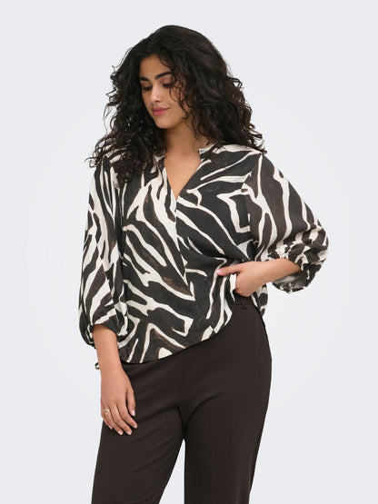 model_shot-front