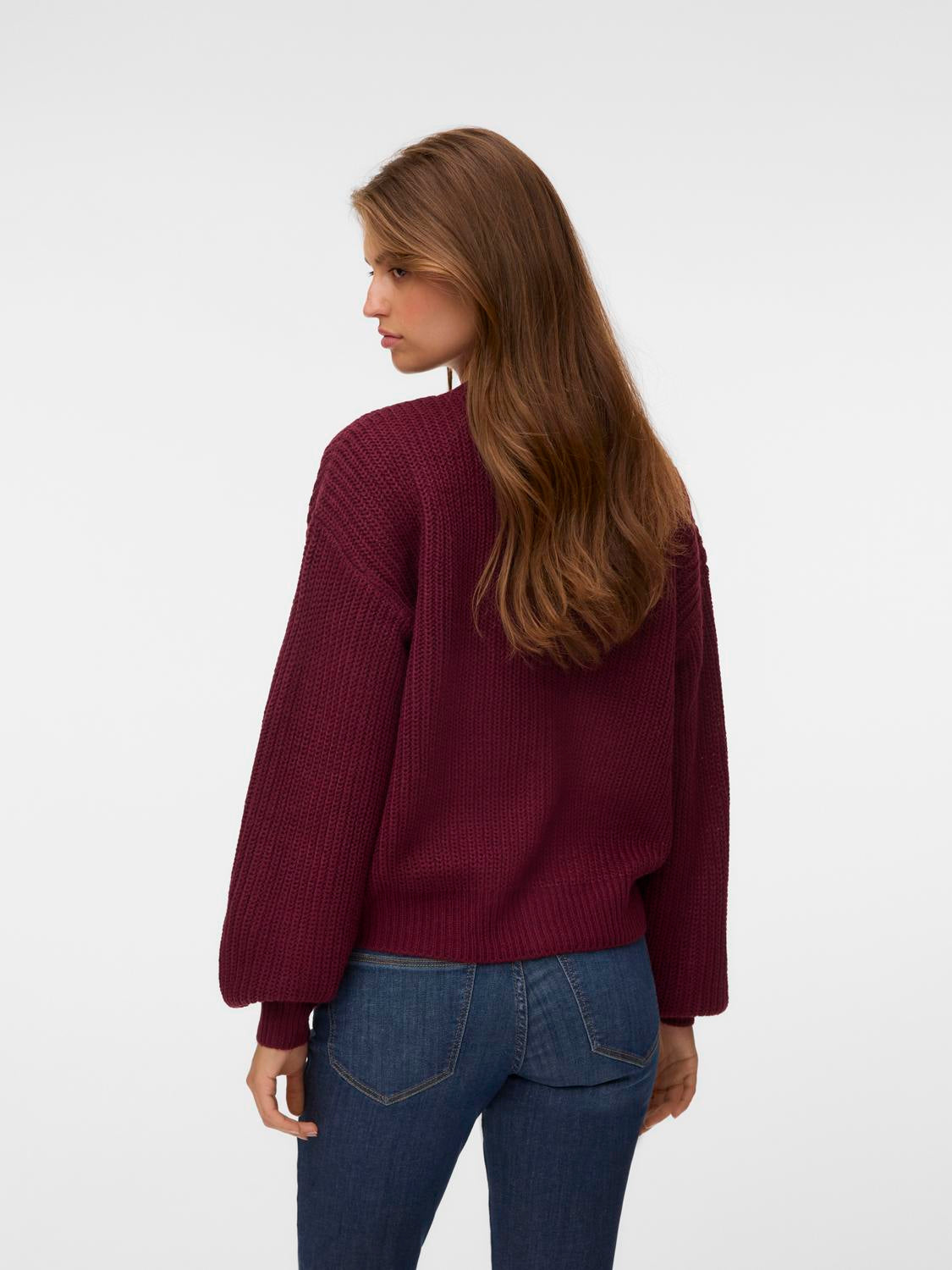 model_shot-back