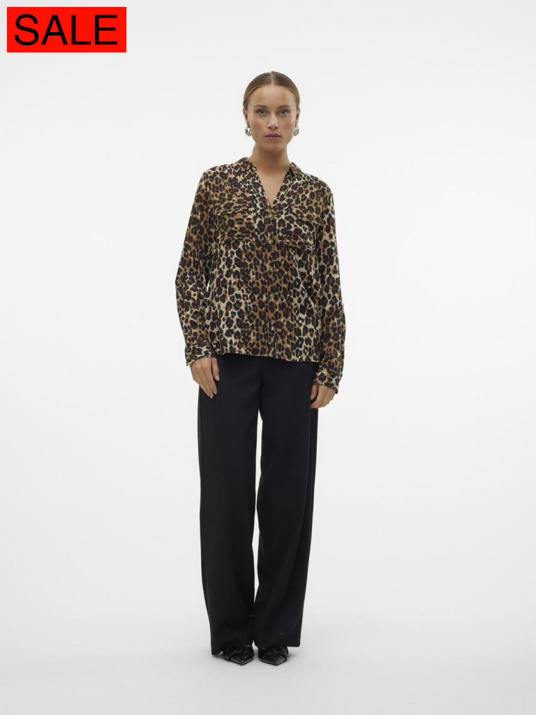 model_shot-front_full