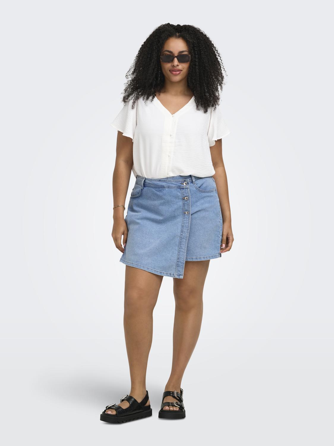 model_shot-front_full