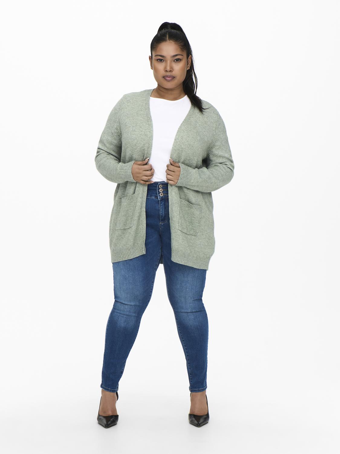 model_shot-front_full