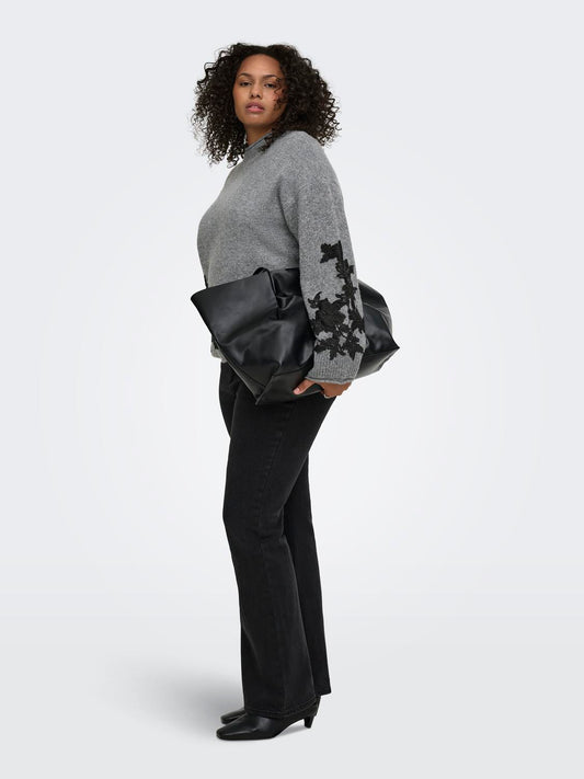 model_shot-front_full