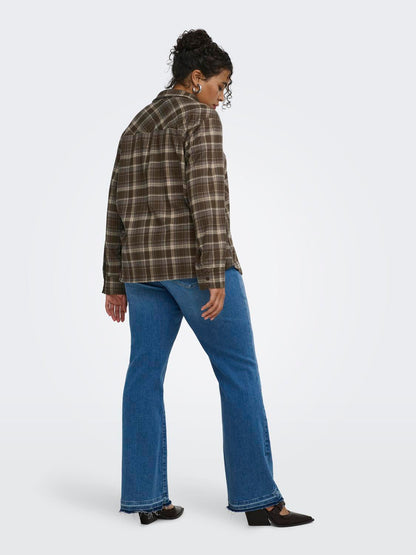 model_shot-back
