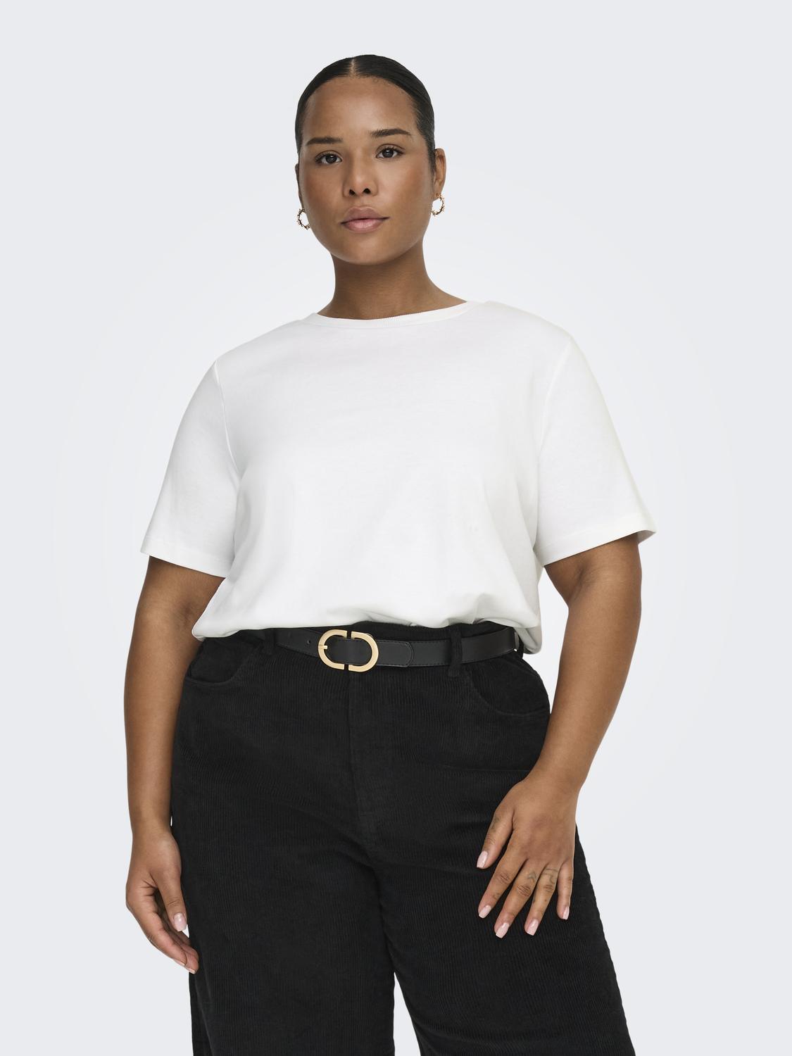 model_shot-front