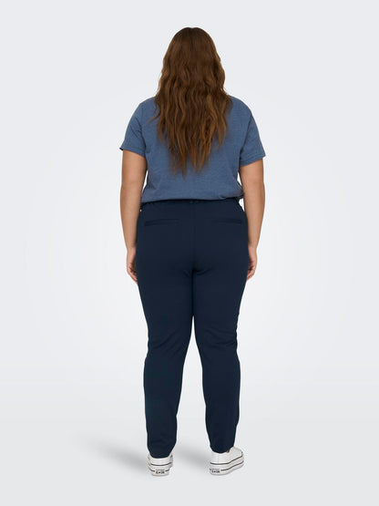 model_shot-back