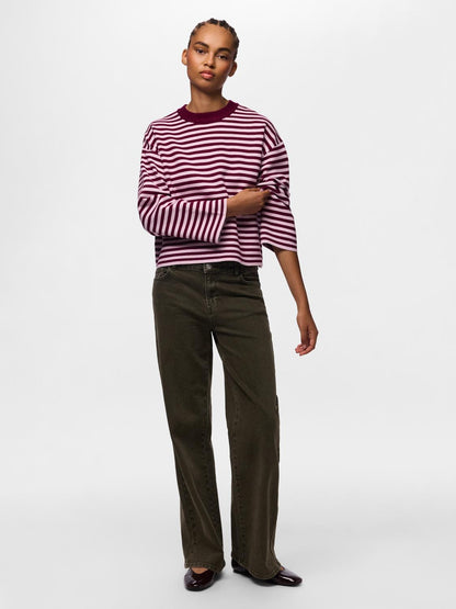 model_shot-front