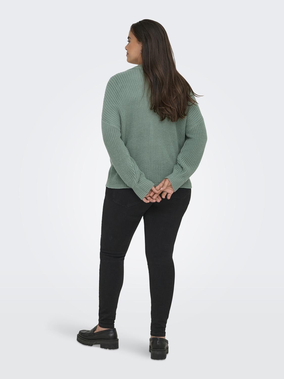 model_shot-back