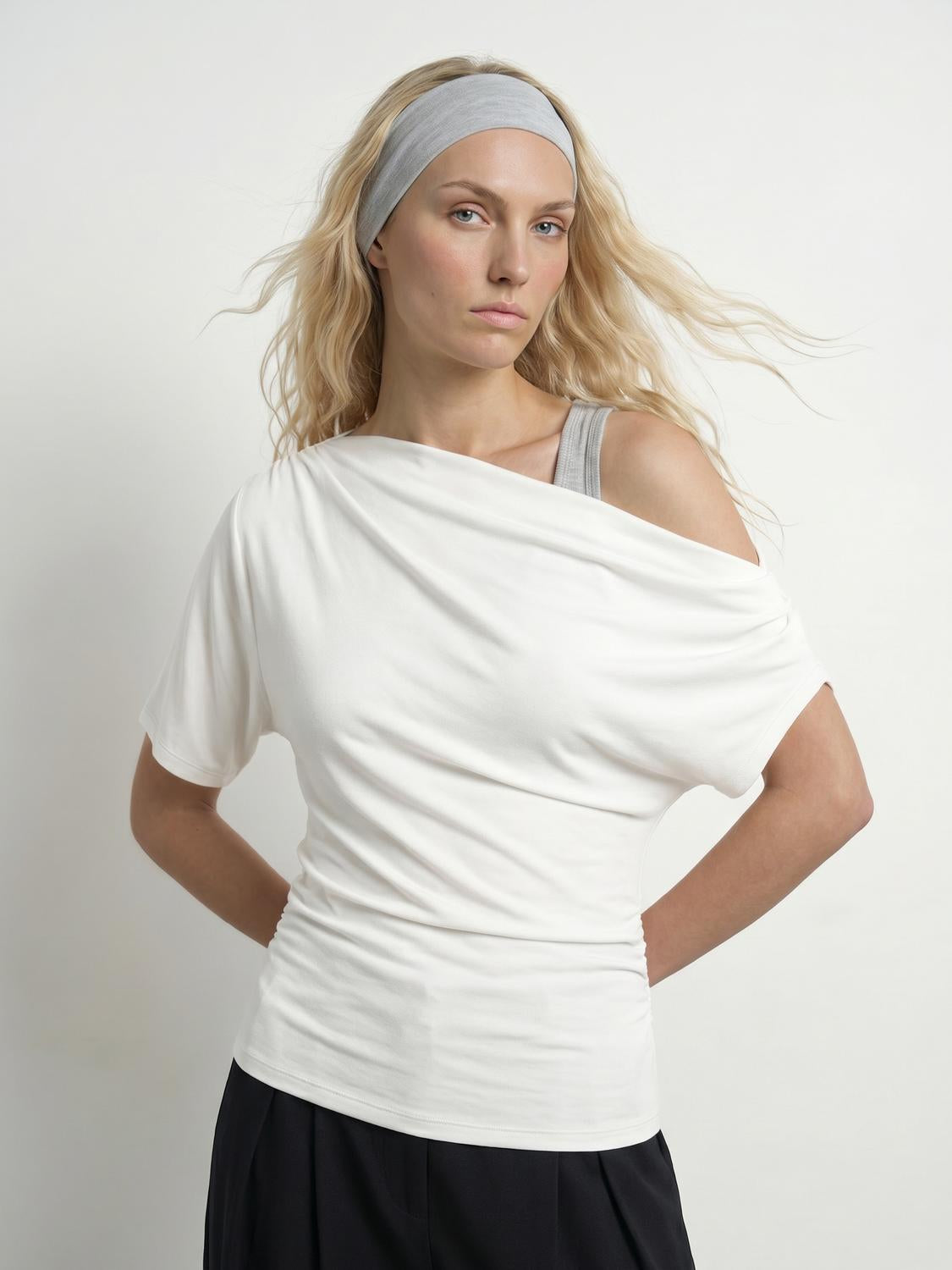 model_shot-back