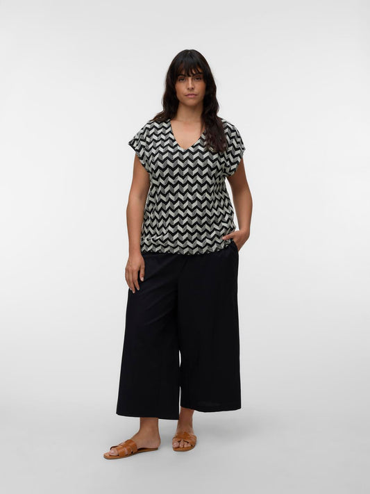 model_shot-front