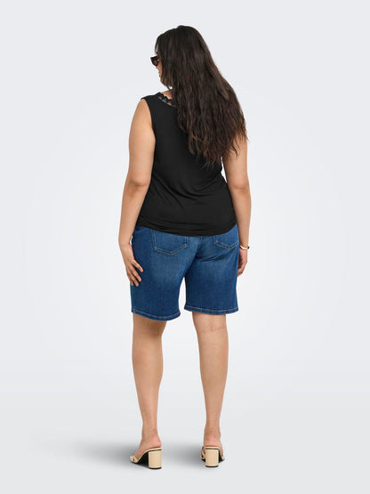 model_shot-back