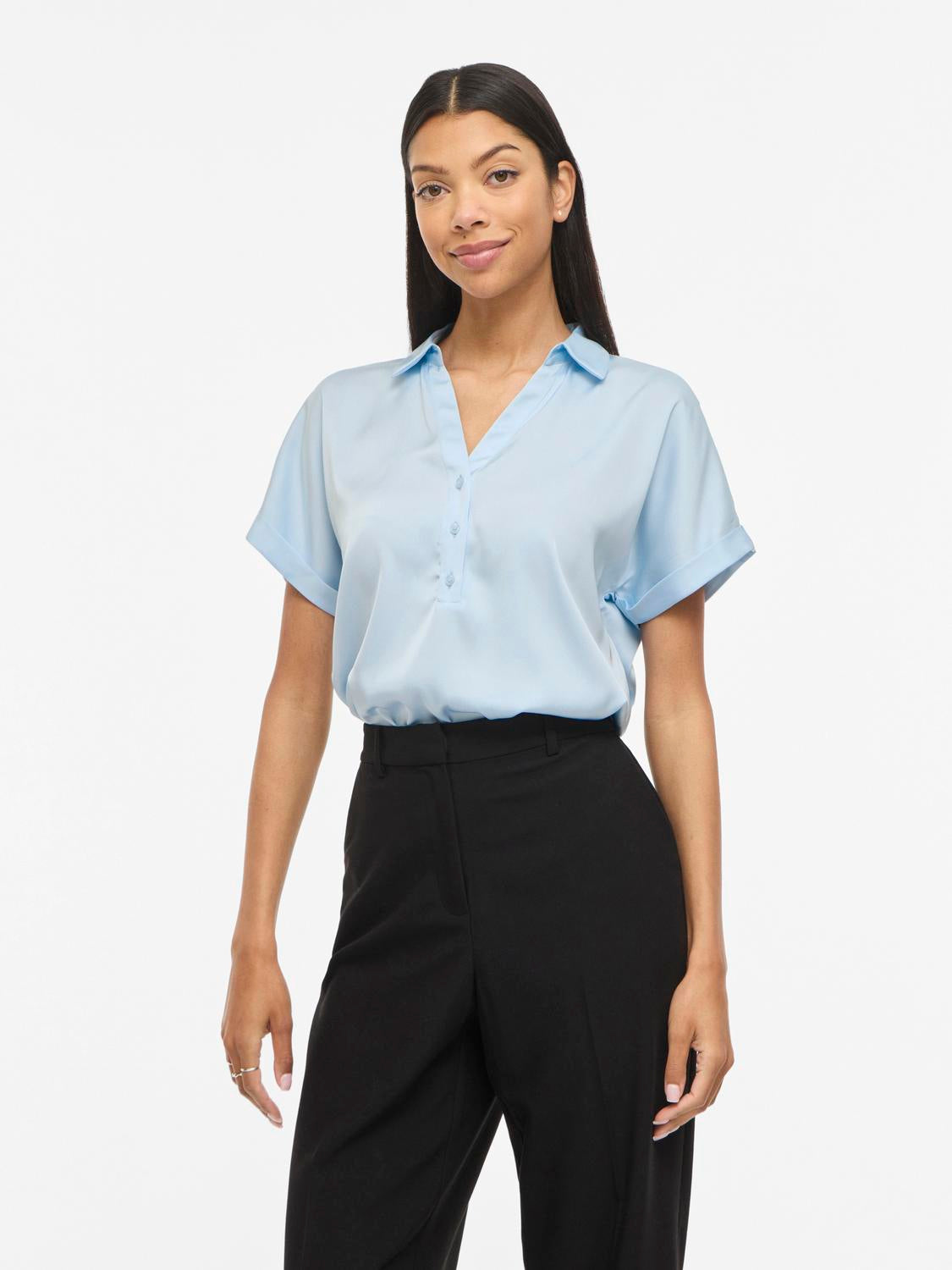 model_shot-front
