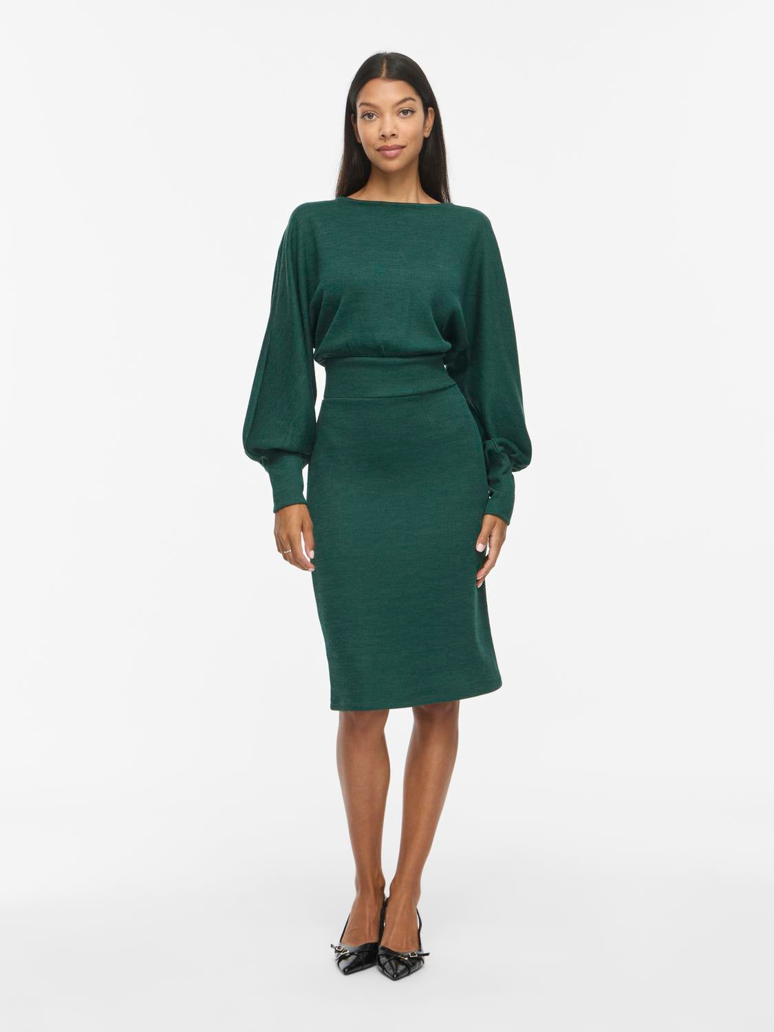 model_shot-front