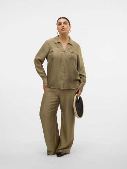 model_shot-front_full
