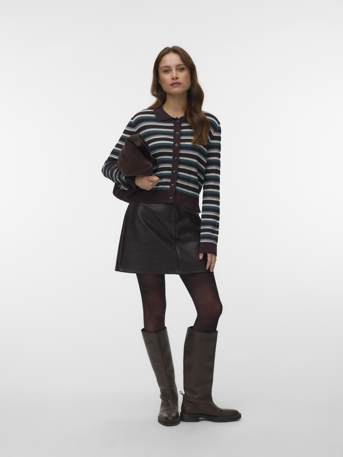 model_shot-front