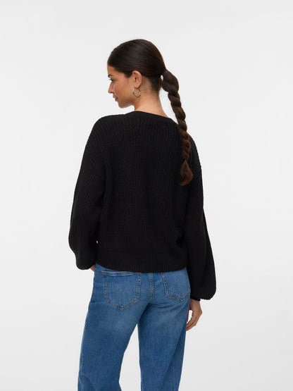 model_shot-back