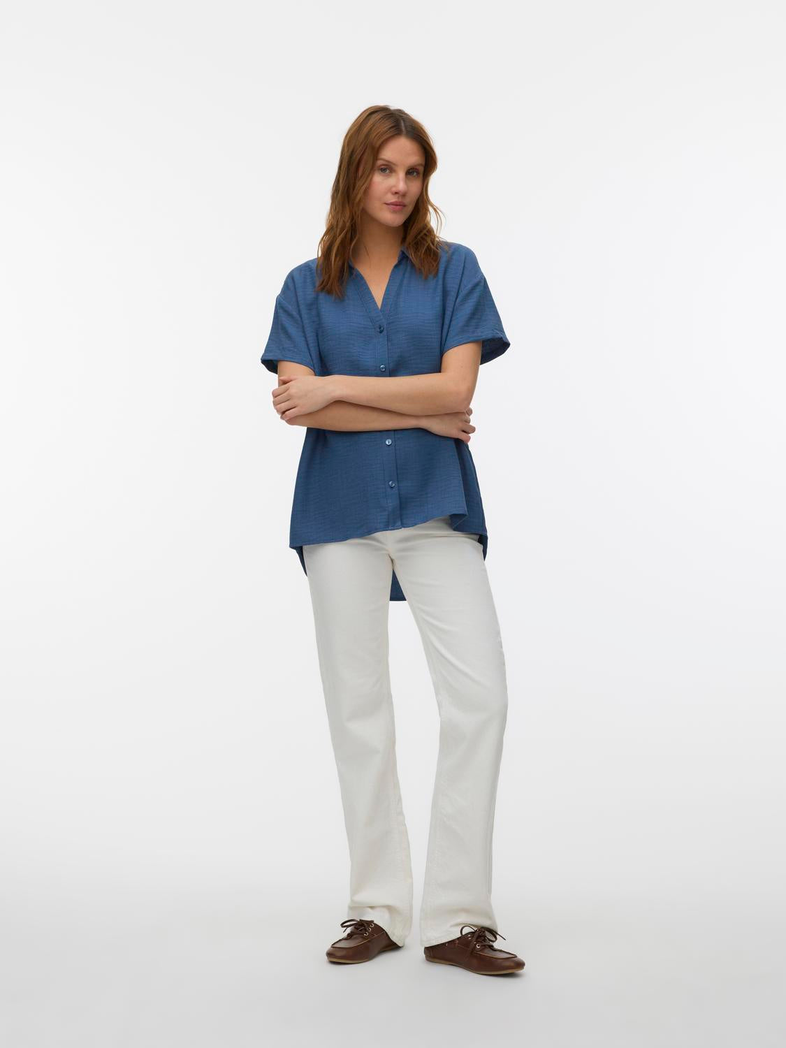 model_shot-front
