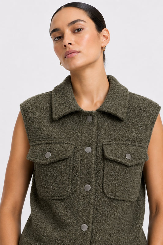 NMHINNY S/L BOUCLE VEST