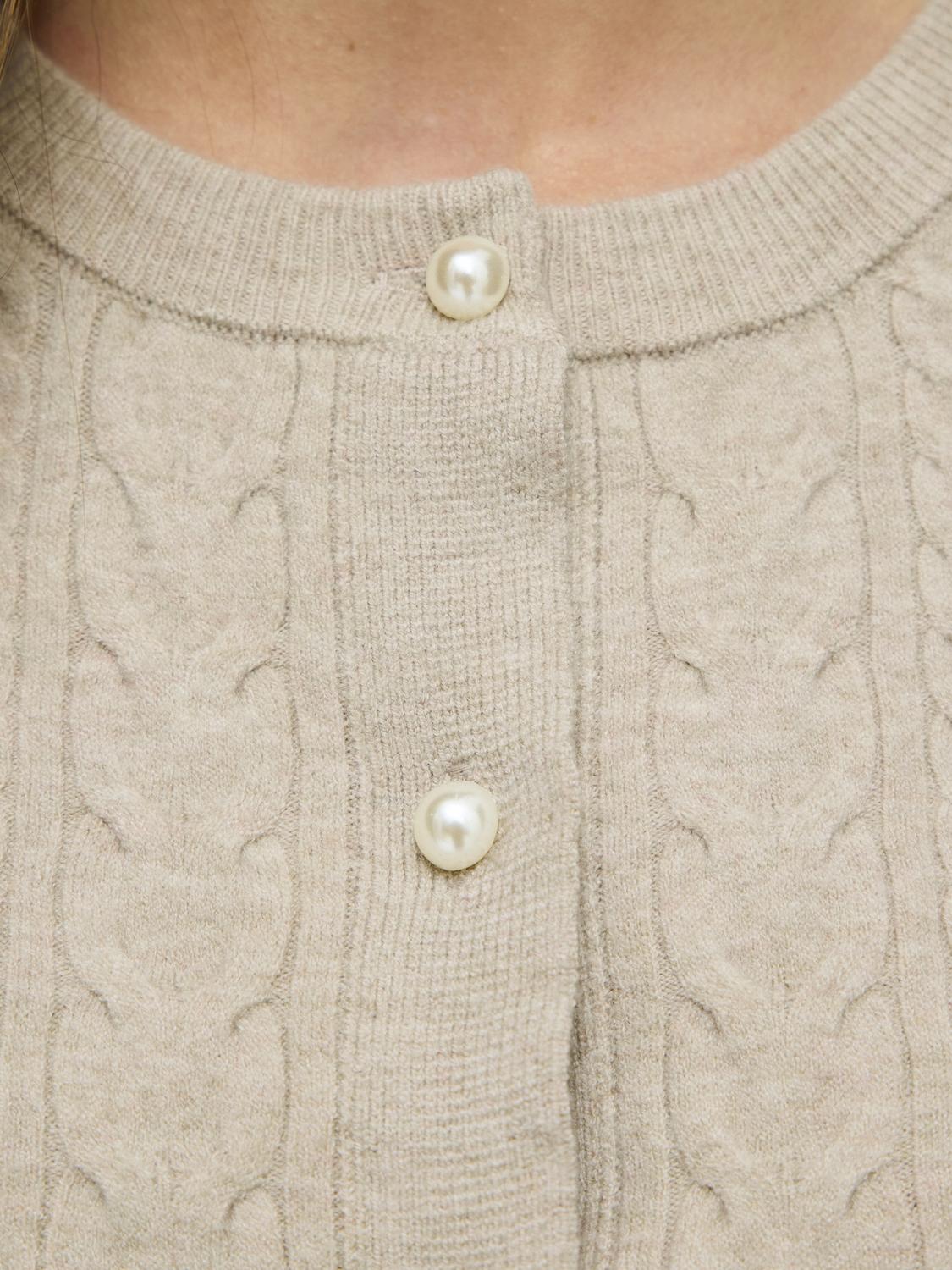 model_shot-detail