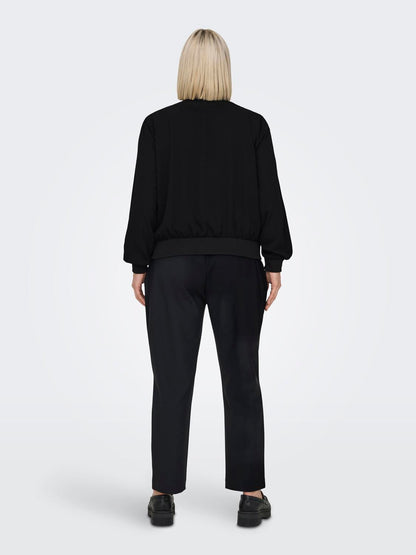 model_shot-back
