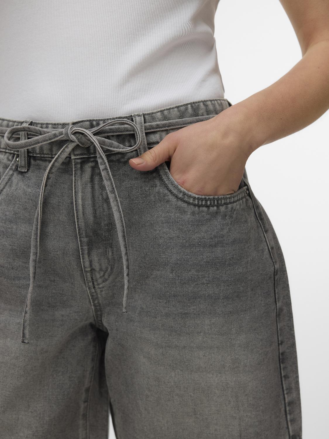model_shot-detail