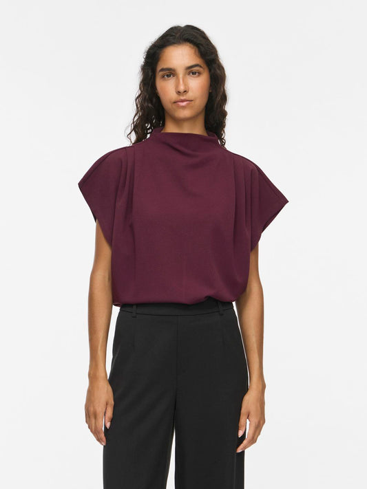 model_shot-front