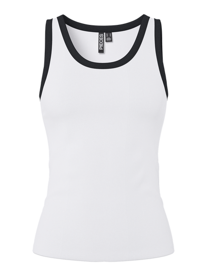 pack_shot-front