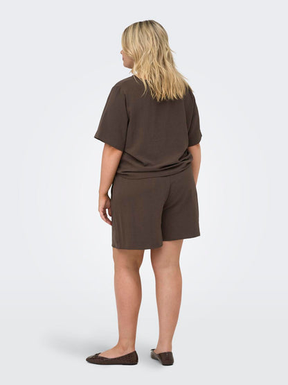 model_shot-back
