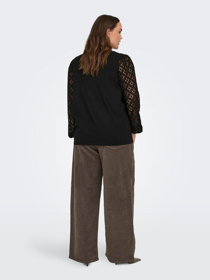 model_shot-back