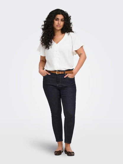 model_shot-front_full
