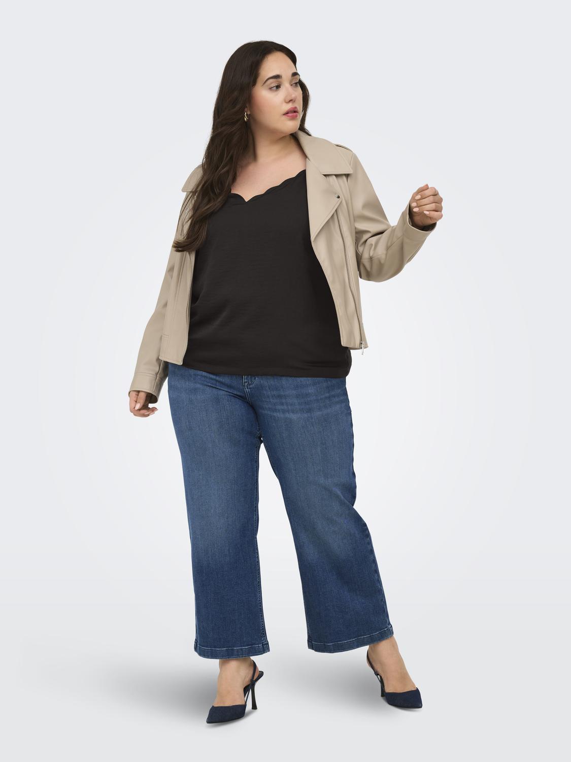 model_shot-front_full